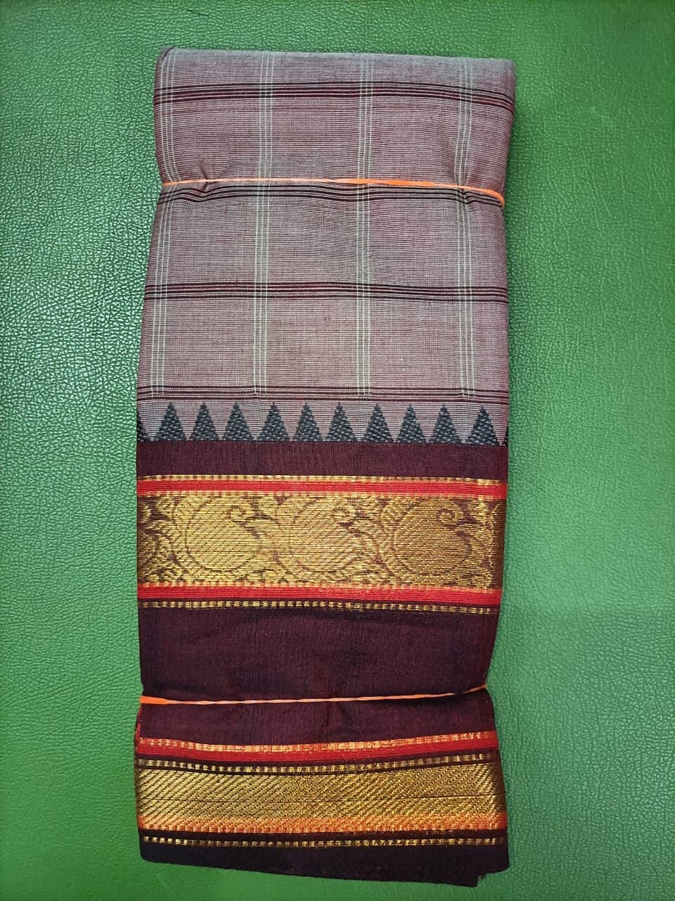 Mauve Checked Cotton Saree with Maroon Temple Border