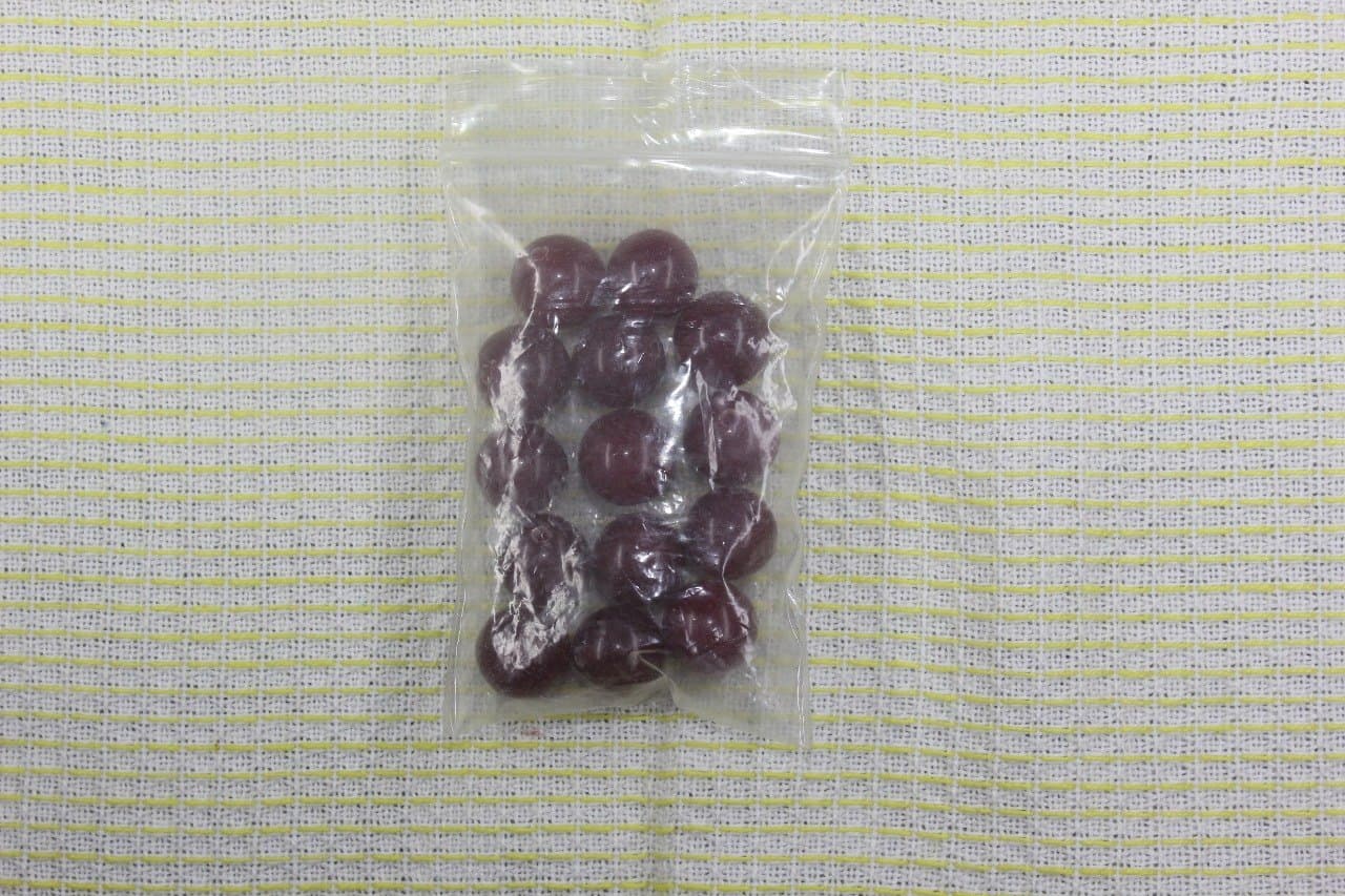 Maroon Glass Beads Pack